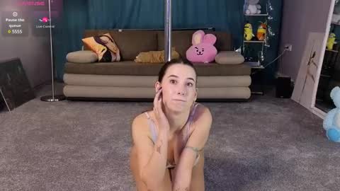 Snapshot of kim_possible_01 chatting on December 11, 3:15 pm Kim Possible online show from December 11, 3:15 pm