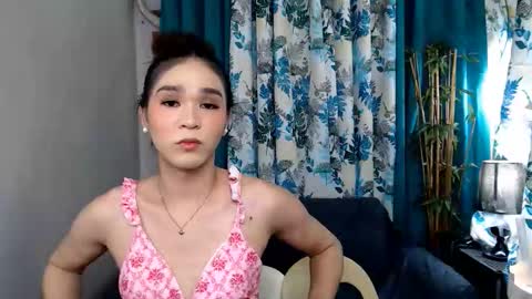 kim_sexxyasian4uxxx online show from April 21, 4:30 am