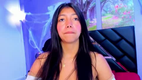 Kimberly Villalobos online show from October 25, 11:31 am