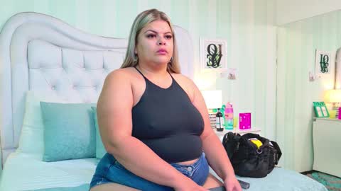 KimBrooks online show from November 5, 10:50 am