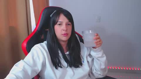 Kim 3 online show from January 31, 7:51 pm