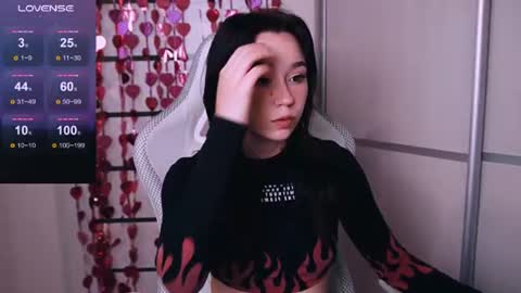 Kimiko online show from August 2, 2:30 pm