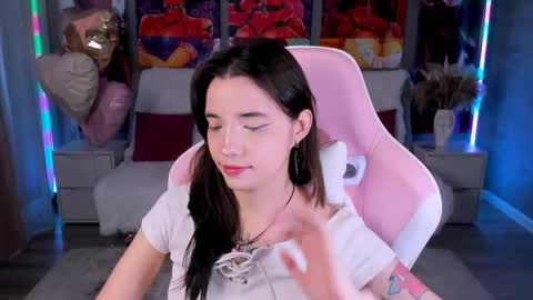 kimm wong online show from April 2, 9:05 am