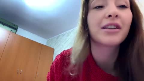 Kimmie online show from January 10, 2:17 am