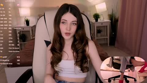  Your Kimmie  follow me  online show from March 25, 1:18 pm