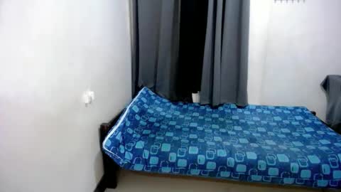 kim ejara online show from April 4, 1:45 am