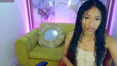 kimmy_m_ online show from June 13, 12:37 pm