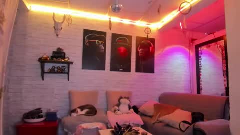 Melany online show from January 13, 9:09 pm