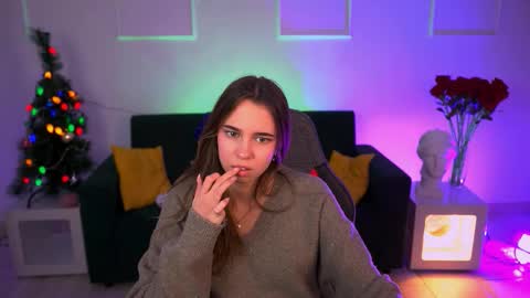 kimporins online show from December 17, 2:35 pm