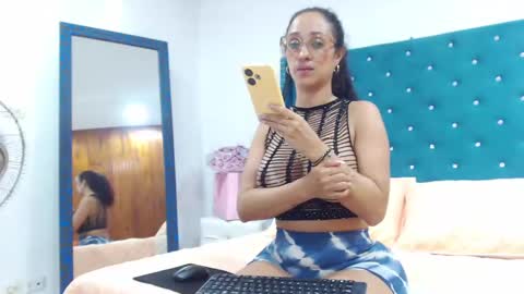 Snapshot of kimscarleth chatting on October 22, 5:25 pm Kim online show from October 22, 5:25 pm