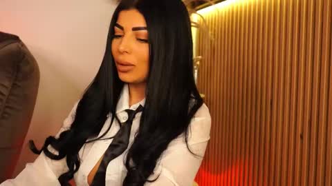 Andreea online show from November 9, 9:28 pm