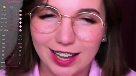 Hazel online show from March 6, 8:59 pm