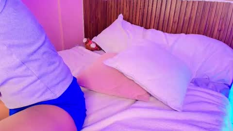 king  help me reach 100 likes online show from November 9, 3:43 am