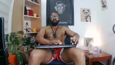 Malik  online show from October 29, 4:09 pm