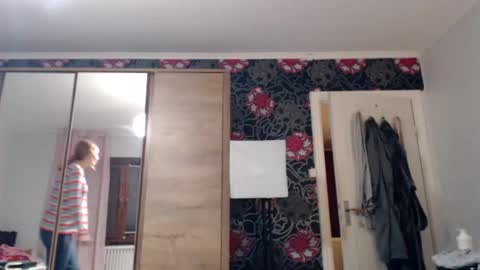 Snapshot of kingandprincess chatting on September 18, 8:02 pm sexysexyhotwetpinkredpussy online show from September 18, 8:02 pm