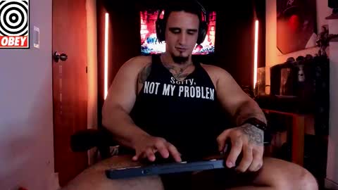 King Bear online show from December 21, 7:04 am