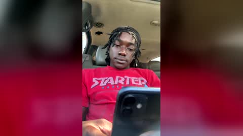 kingdade123 online show from April 6, 8:21 pm