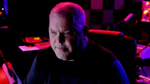 King James VIII online show from January 7, 3:55 am