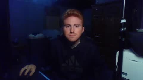 Snapshot of kingoffootfetish chatting on September 22, 5:00 am Master  King Tommy online show from September 22, 5:00 am