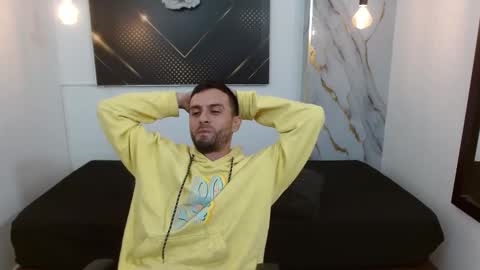 KING  online show from March 16, 5:44 am