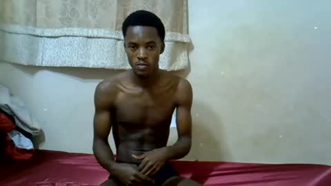 kingsleeee online show from June 14, 5:09 am
