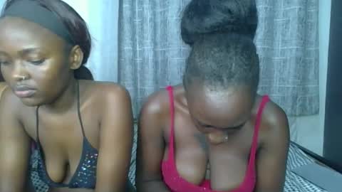 kinky_leila online show from June 11, 12:32 am