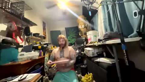 Kinky Cassie online show from March 3, 9:05 am