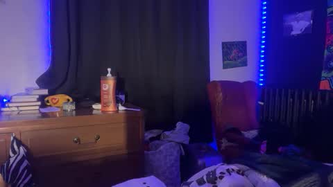 interracialfacial online show from November 8, 4:26 am