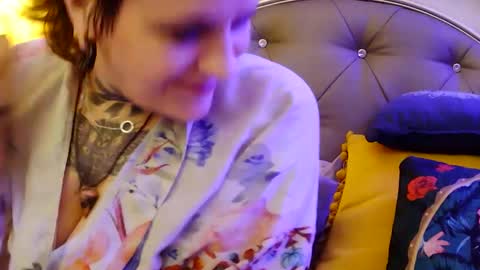 Kinky Pinky online show from December 5, 10:25 am