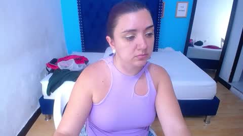 kinkyy_redhead online show from February 2, 2:03 pm