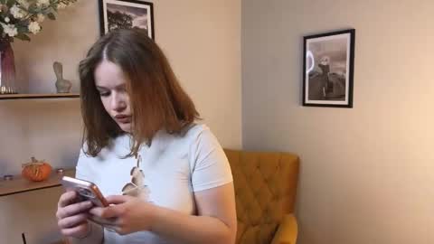 Fiona online show from December 17, 10:00 am