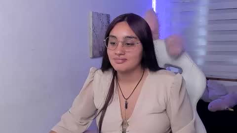 kir_ely online show from June 10, 7:24 pm