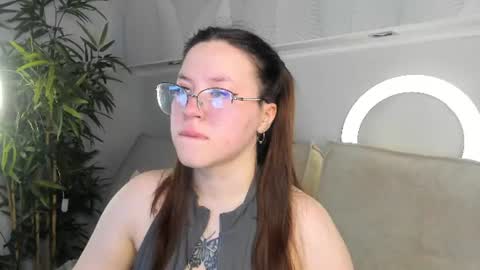 Kira Be11 online show from June 22, 12:06 am