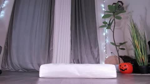 kira_mask online show from October 27, 11:38 pm