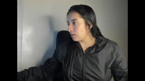 kira stormm58 online show from May 7, 10:16 pm