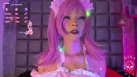 Kira  online show from July 4, 5:00 am