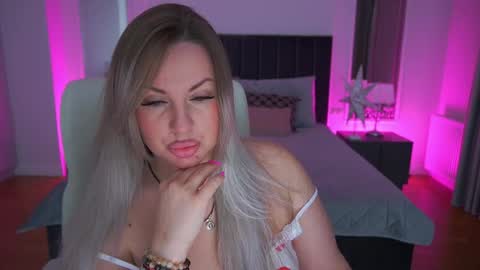 Kira online show from April 12, 8:57 pm