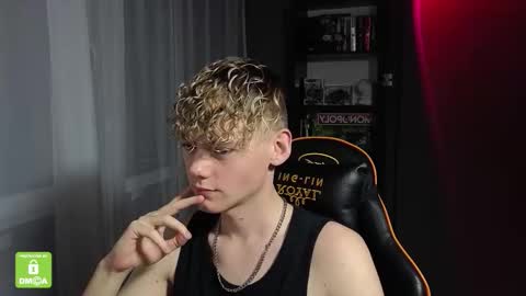 Kirill and Andrey online show from October 31, 5:46 pm