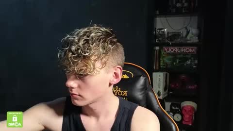 Kirill and Andrey online show from November 27, 1:24 am