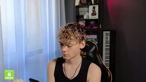 Kirill and Andrey online show from September 22, 8:51 am