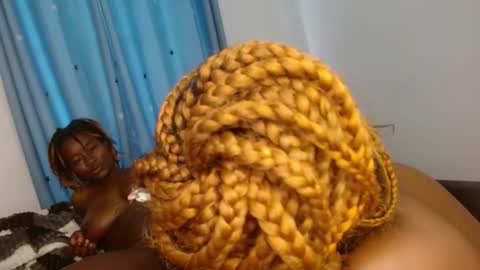 kisses_galore online show from February 5, 9:02 am