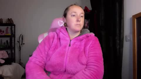 kissica online show from January 9, 8:03 pm