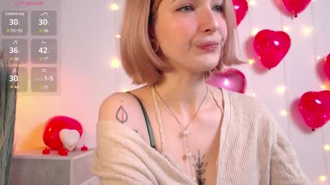 Snapshot of kisskiss_muah chatting on February 11, 2:24 pm Kate online show from February 11, 2:24 pm