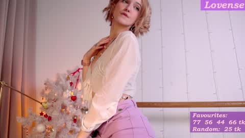 Snapshot of kisskiss_muah chatting on January 21, 5:20 pm Kate online show from January 21, 5:20 pm