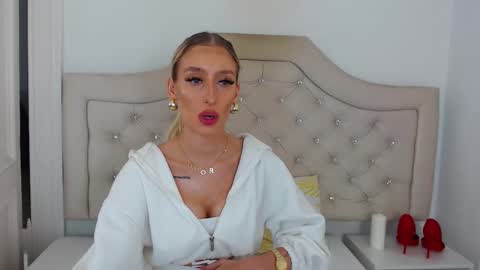 Natalie online show from October 8, 7:25 am