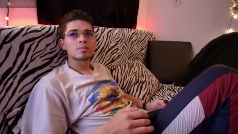 Helena and Brad online show from February 15, 7:43 am