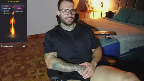 kite__ online show from February 17, 3:33 pm