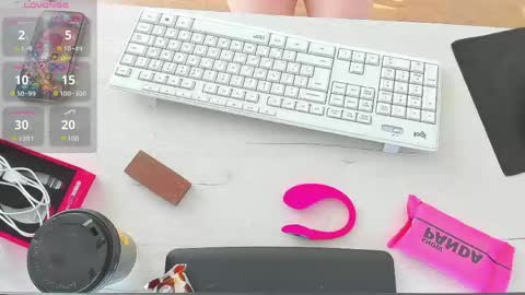kitkatvel online show from June 8, 5:41 am