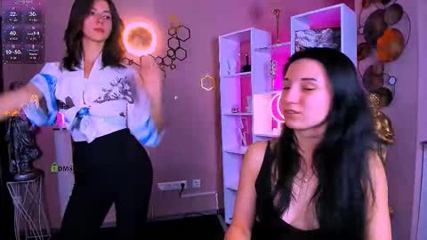 kitniss online show from October 1, 12:37 pm