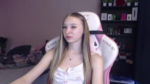 kitsuneyX online show from July 2, 3:23 am